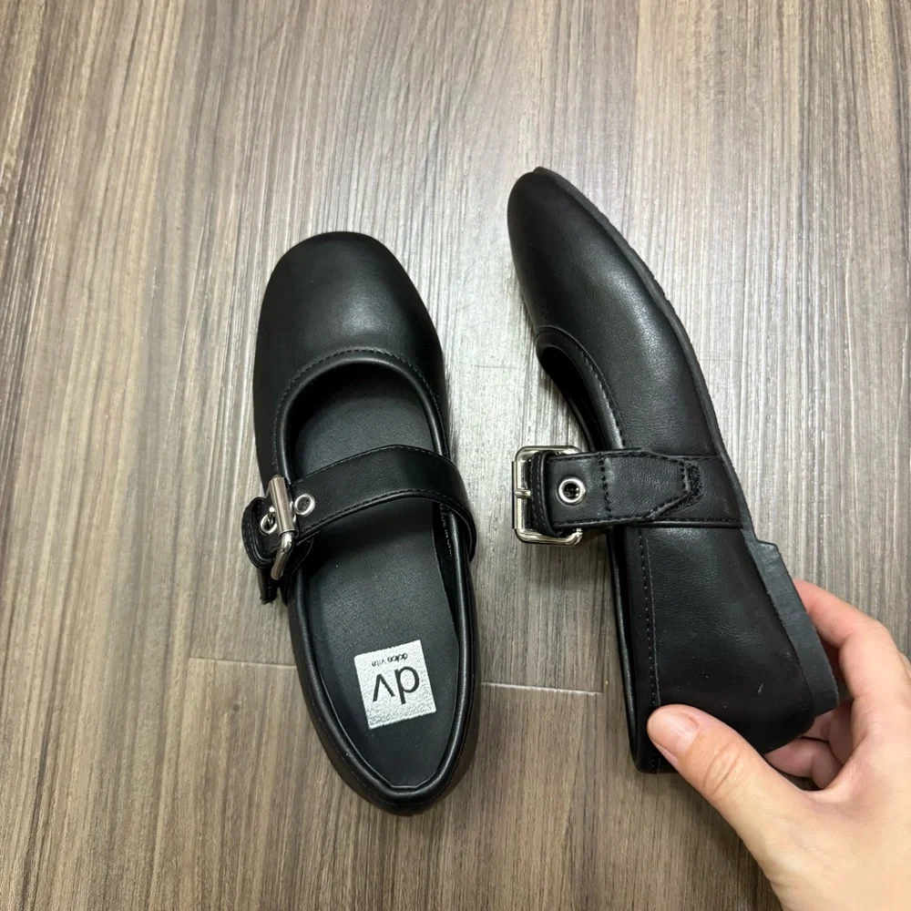 DV by Dolce Vita classic mary